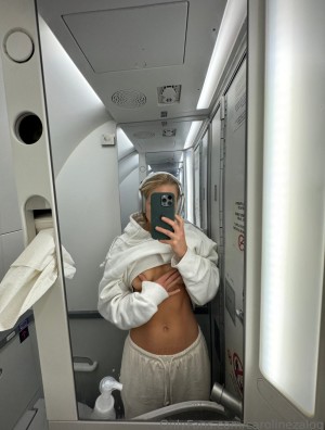 Caroline Zalog Photo #1294