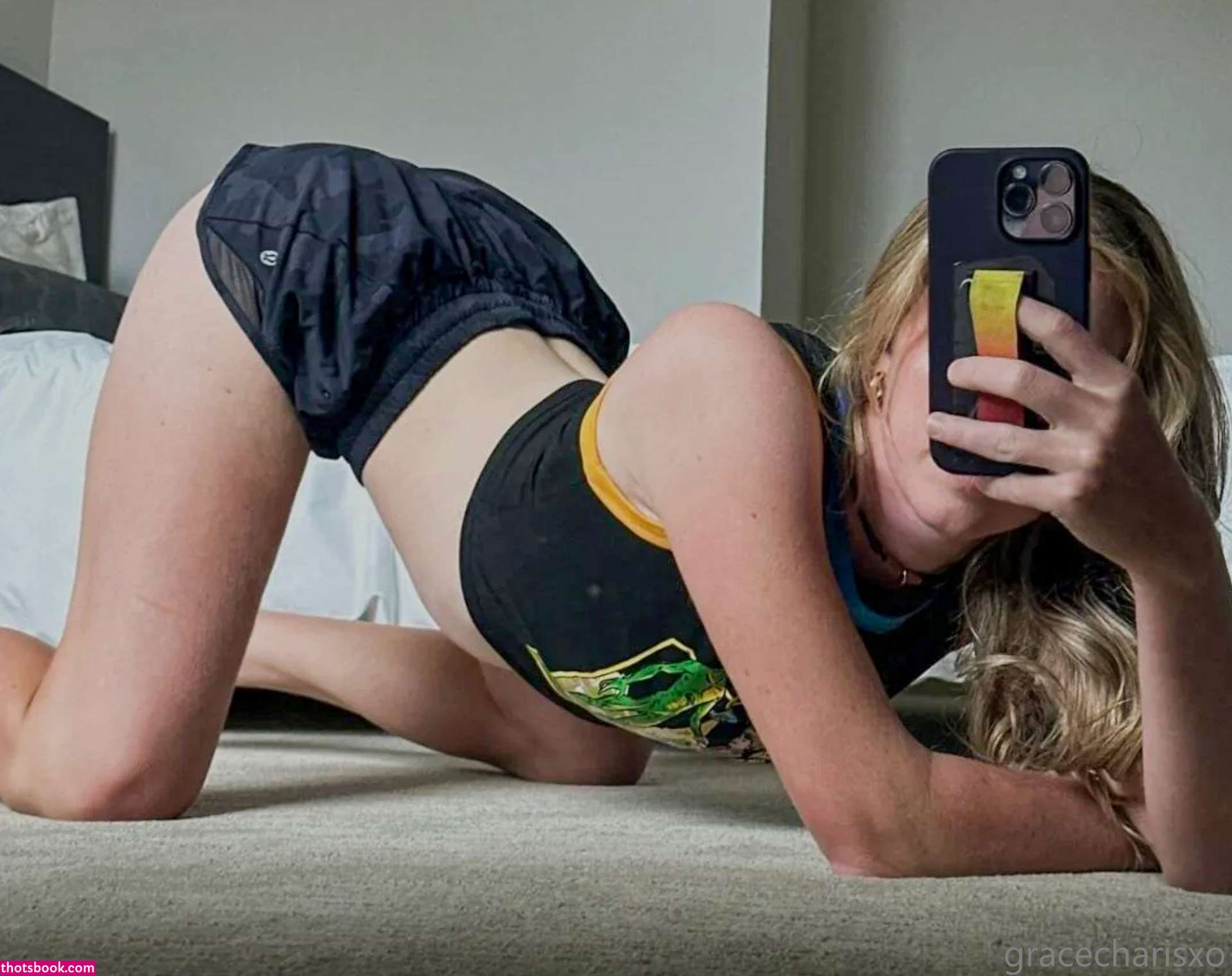 Grace Charis Photo #1523