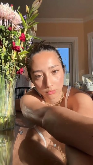 Sabrina Pezeshkian Photo #103