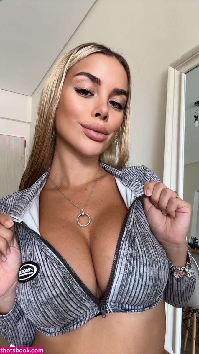 Micaela Opichany Photo #36