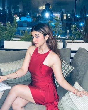 Riya Pandey Photo #11