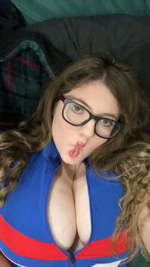 Tess Ferral Photo #3