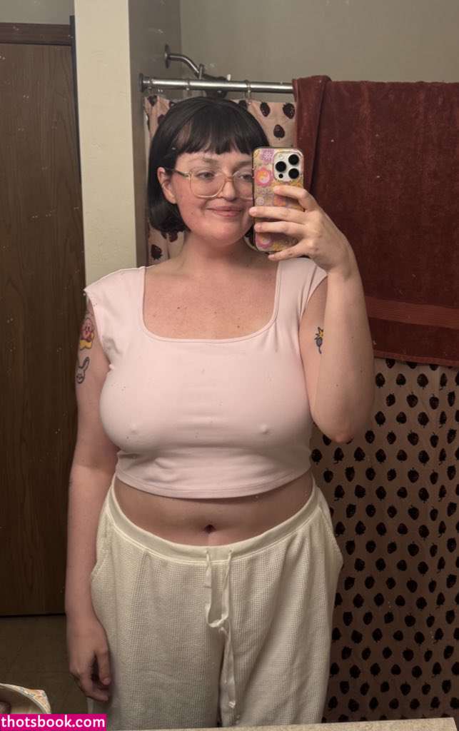 Matchalatte0111 Photo #1