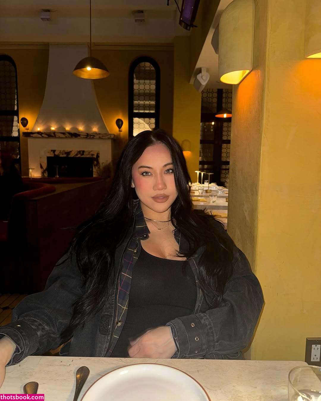 Yenni Huynh Photo #45