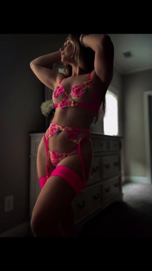 Southerncharm91 Photo #420