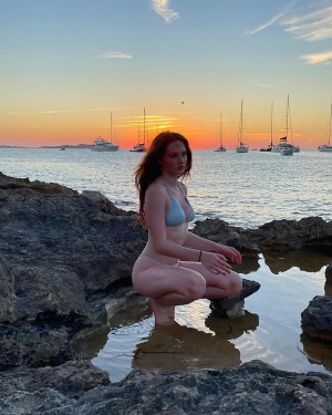 Erin Perise Photo #21