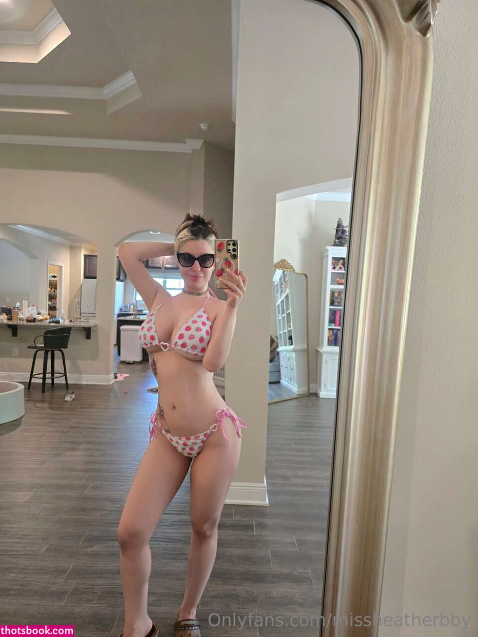 Heatherbby Photo #431