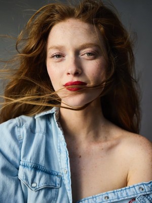 Larsen Thompson Photo #104