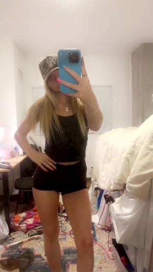 Shae Smolik Photo #3