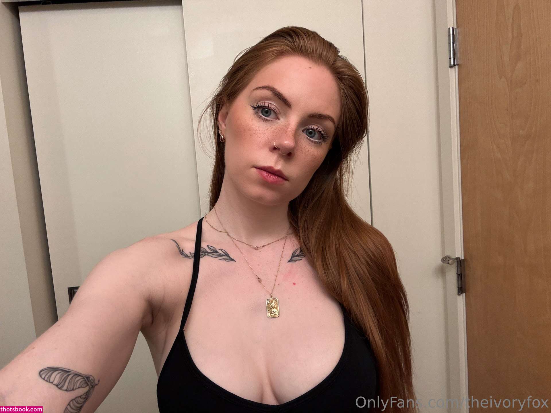 Theivoryfox Photo #233