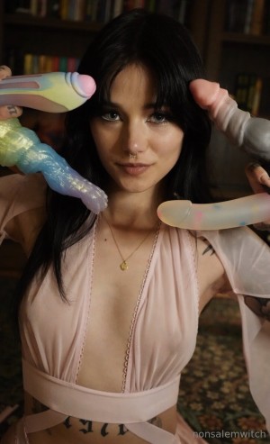 Claire Estabrook Photo #328