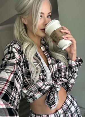 Elsa Jean Photo #629