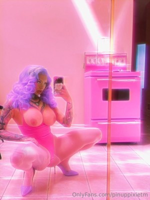 Pinuppixie Photo #364