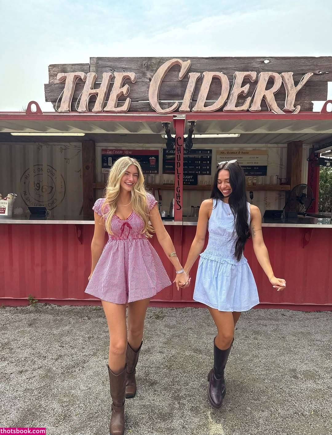 Emma Burnze Photo #40