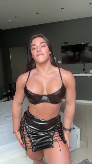 Airad Reuhs Photo #27