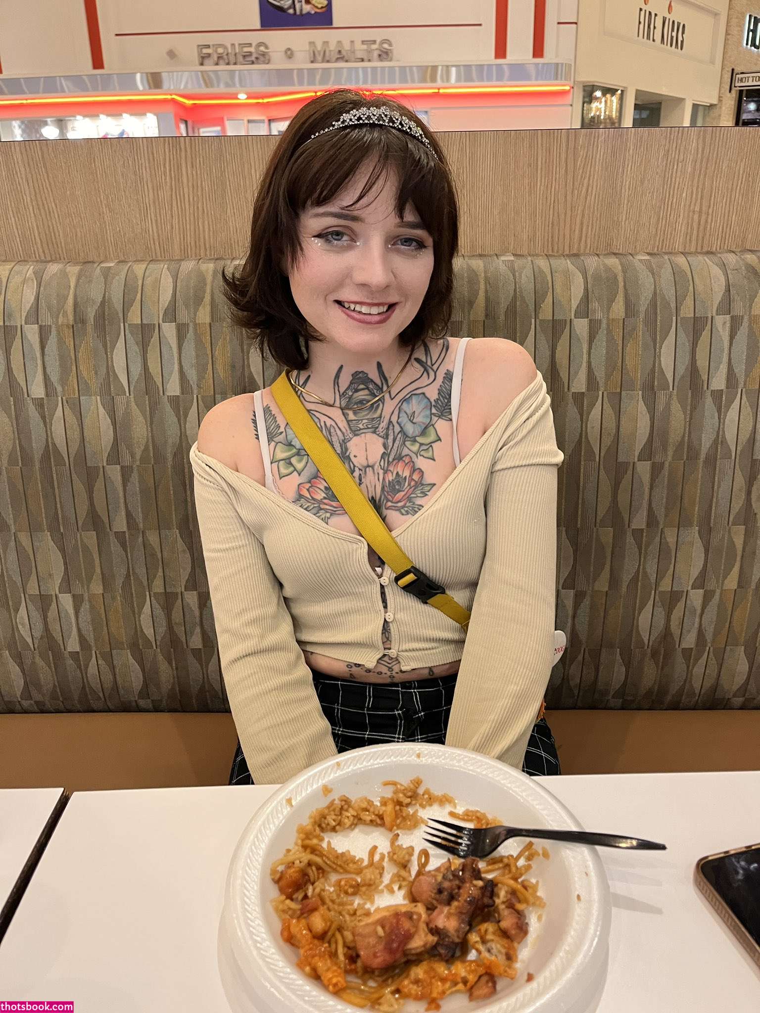 Faryn Lain Photo #42