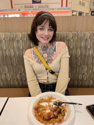 Faryn Lain Photo #42