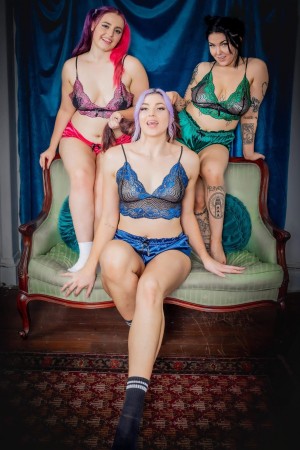 Charli Evans Photo #14