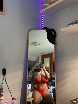 Emilylittless Photo #96