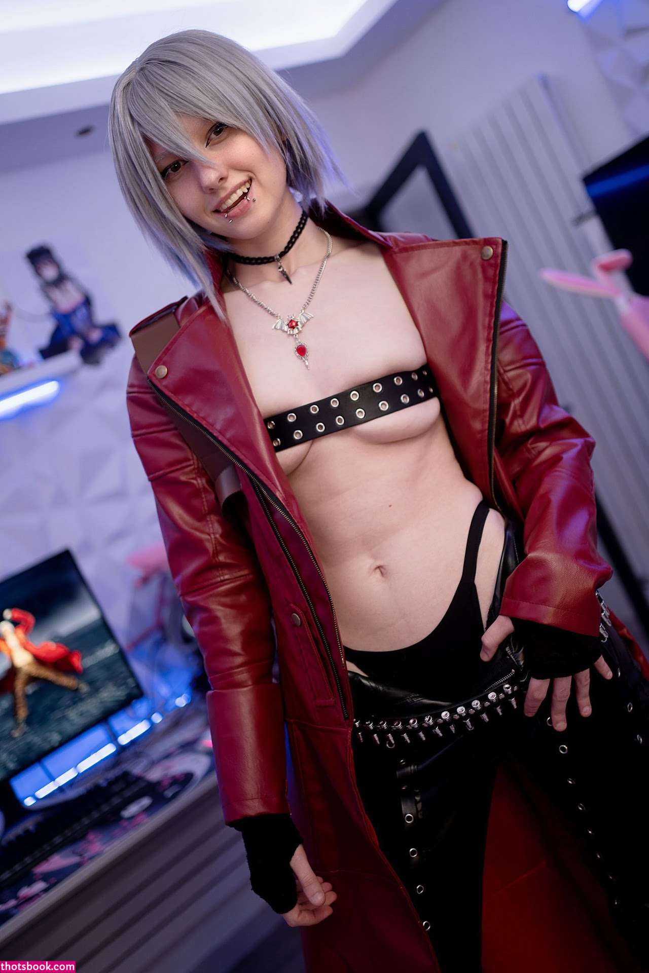 Little Emo Kitten Photo #352