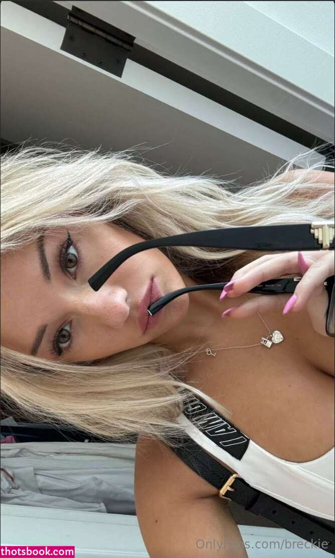 Breckie Hill Photo #605