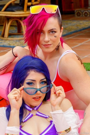 Claire Max Photo #17