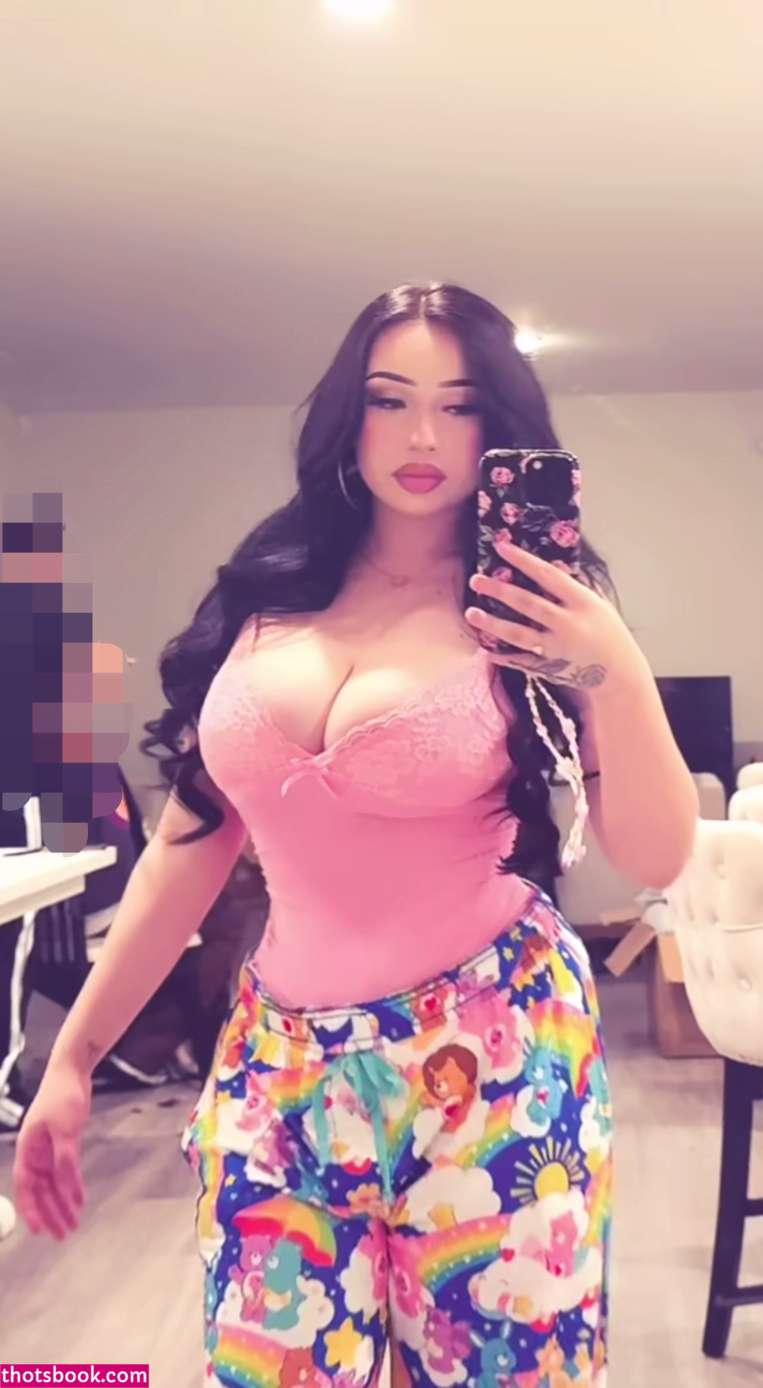 Josie Alesia Photo #15