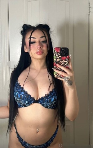 Josie Alesia Photo #16