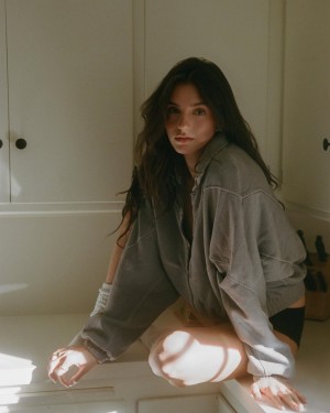 Savannah Demers Photo #20