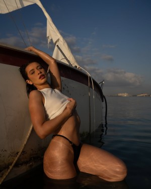 Jesenia Echeverria Photo #71