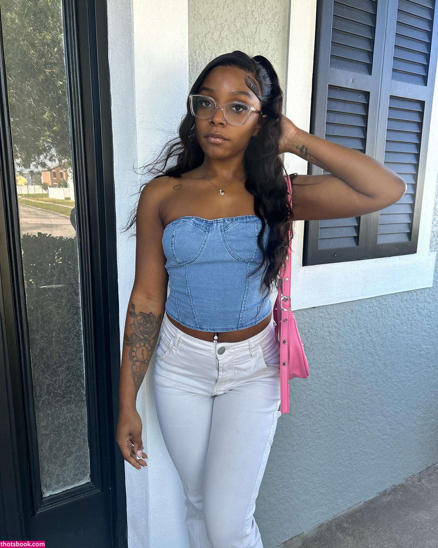 Thefamoustati Photo #17