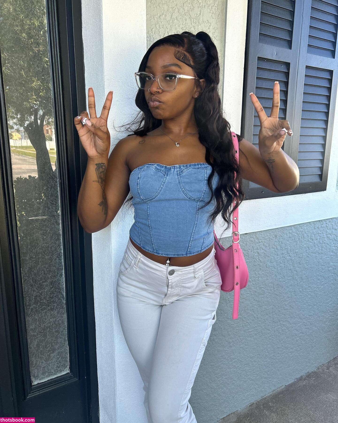 Thefamoustati Photo #19