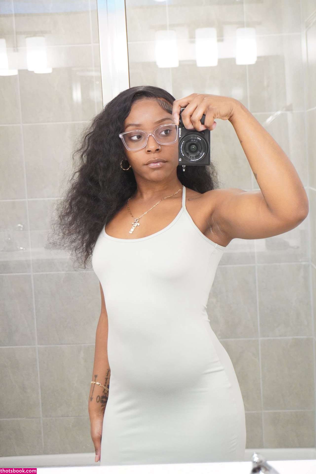 Thefamoustati Photo #28