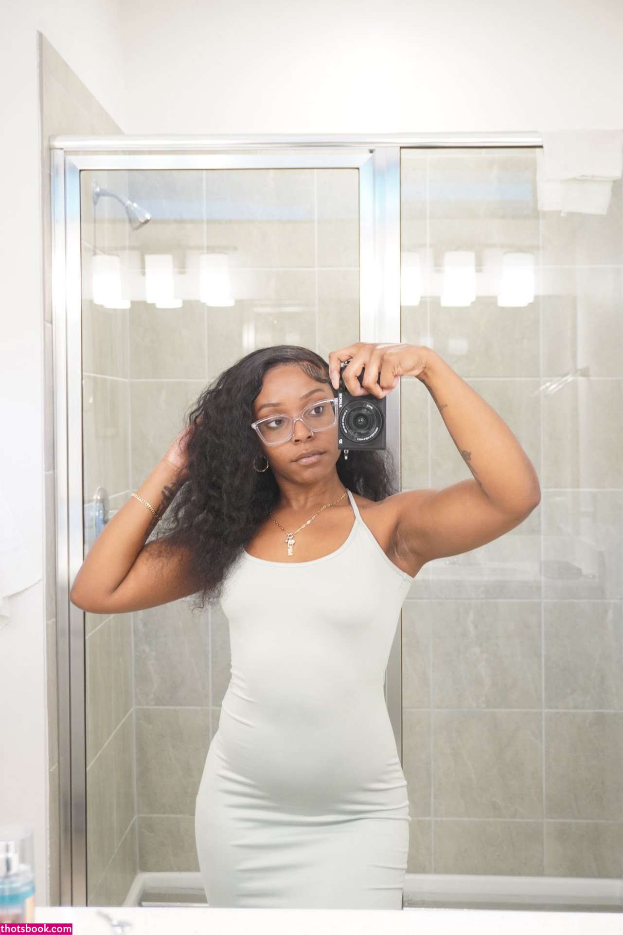 Thefamoustati Photo #30