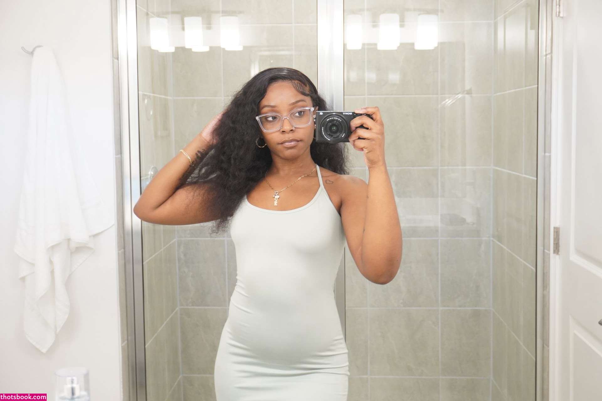 Thefamoustati Photo #31