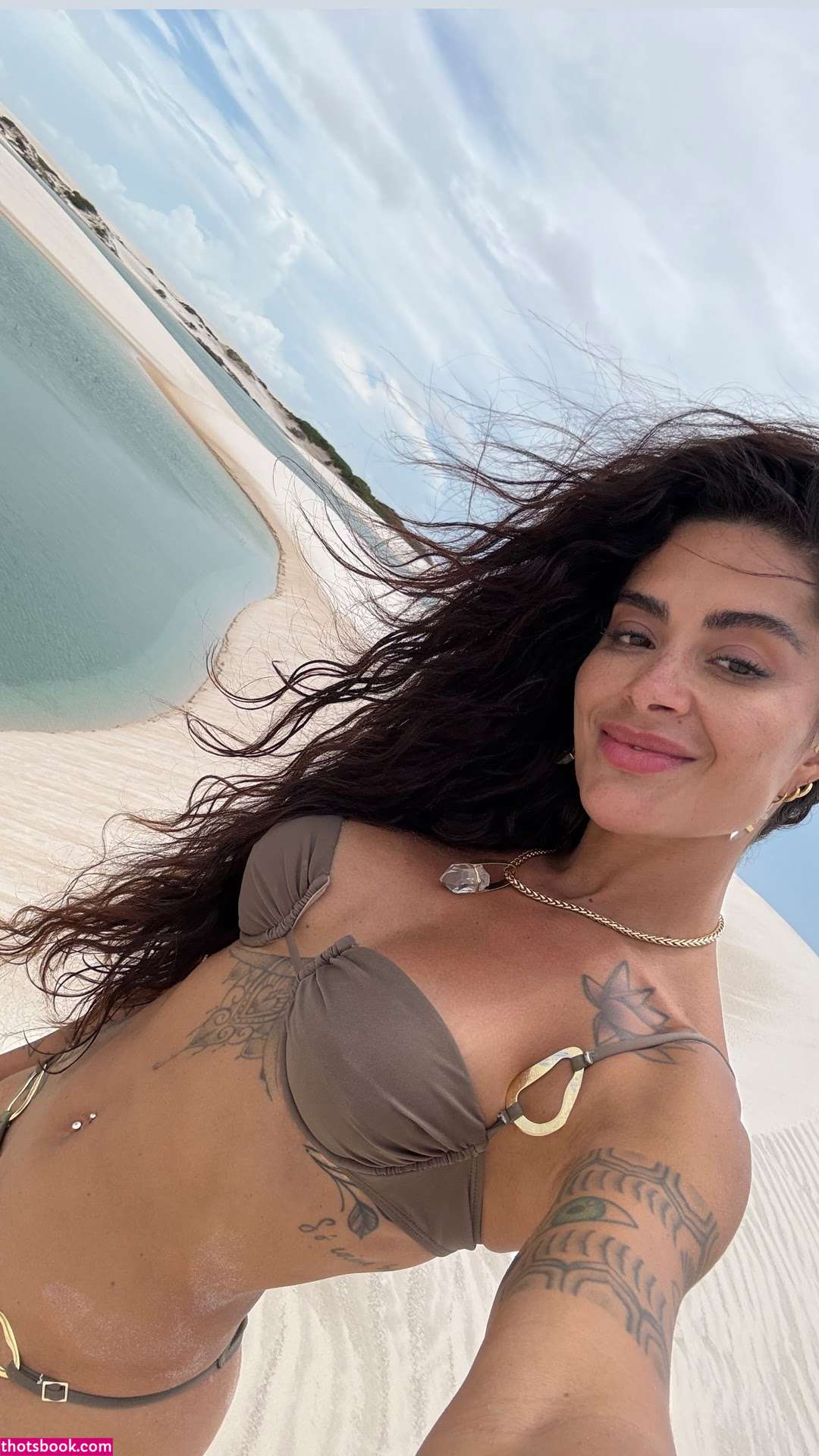 Aline Riscado Photo #10