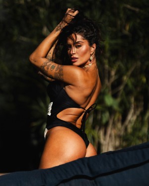 Aline Riscado Photo #24