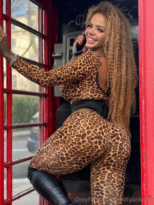 Bootylatinaxxx Photo #125