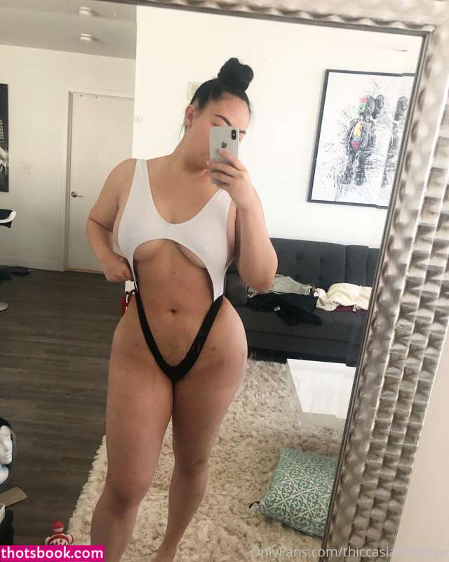 Christie Anne Photo #25