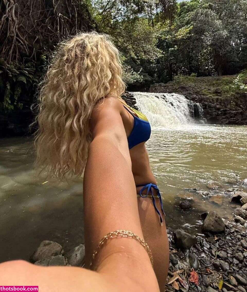 abigailwhhite Photo #53