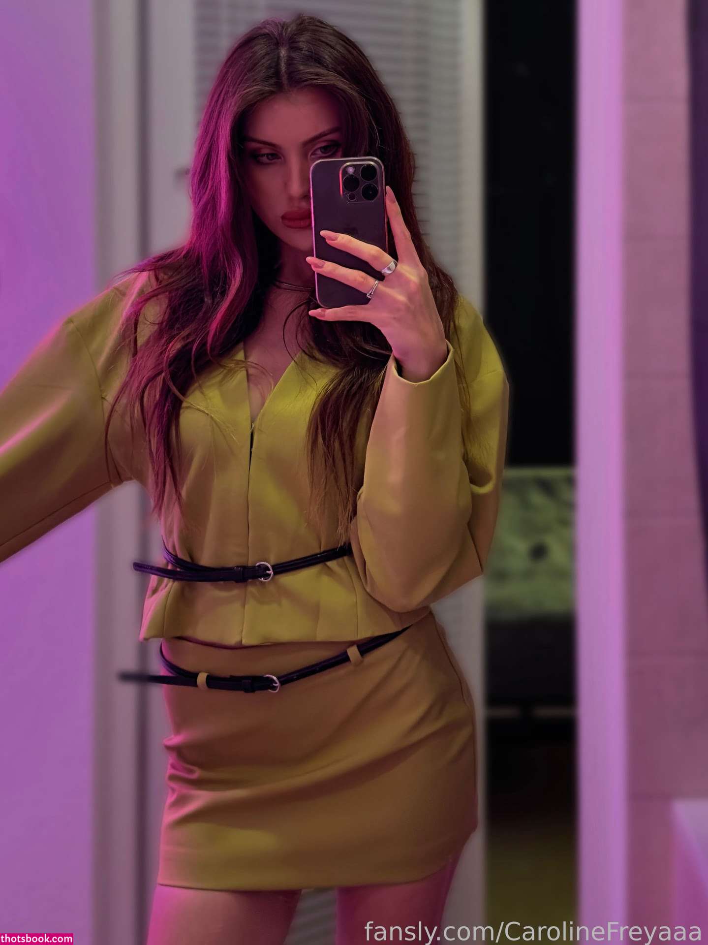 Carolinefreyaaa Photo #26