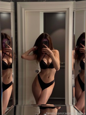 Carolinefreyaaa Photo #36