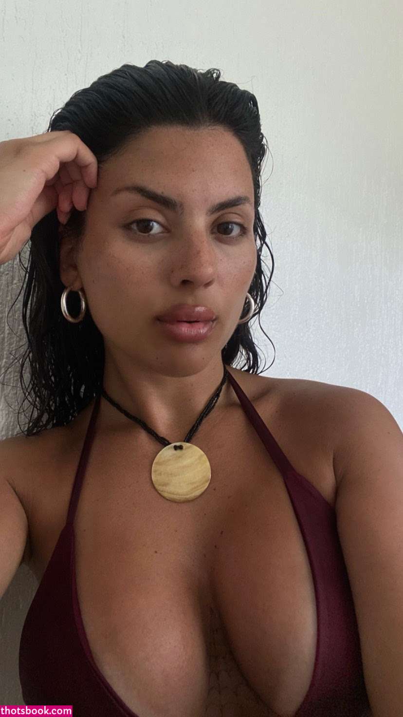 Ellie Schemz Photo #23