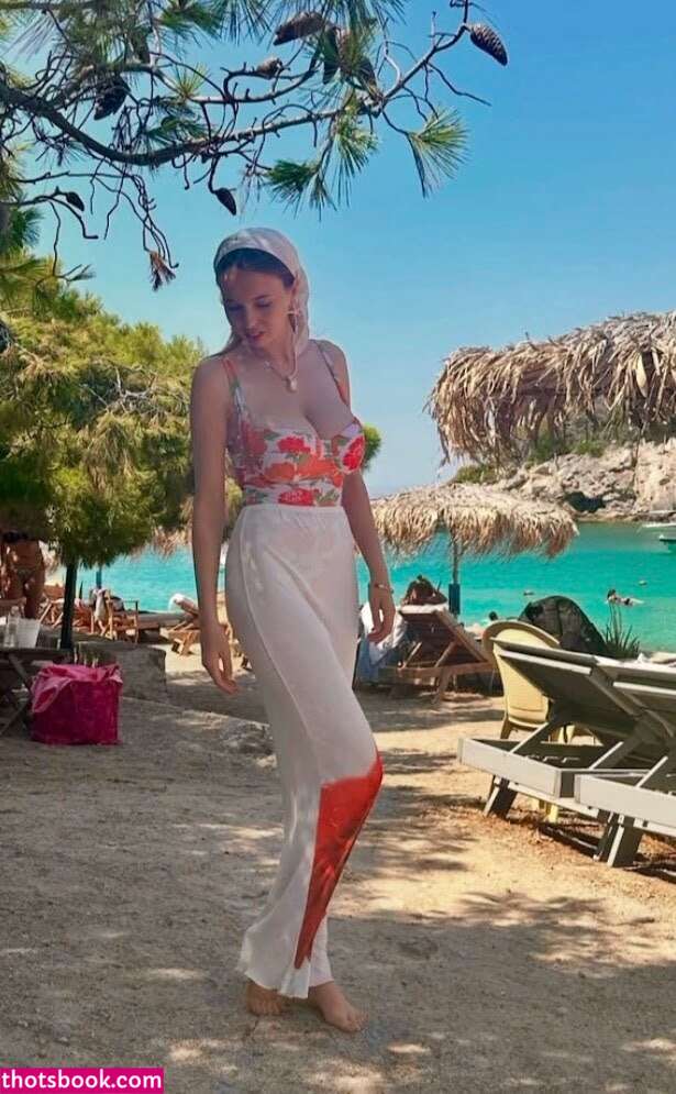 Serena Skybourne Photo #17