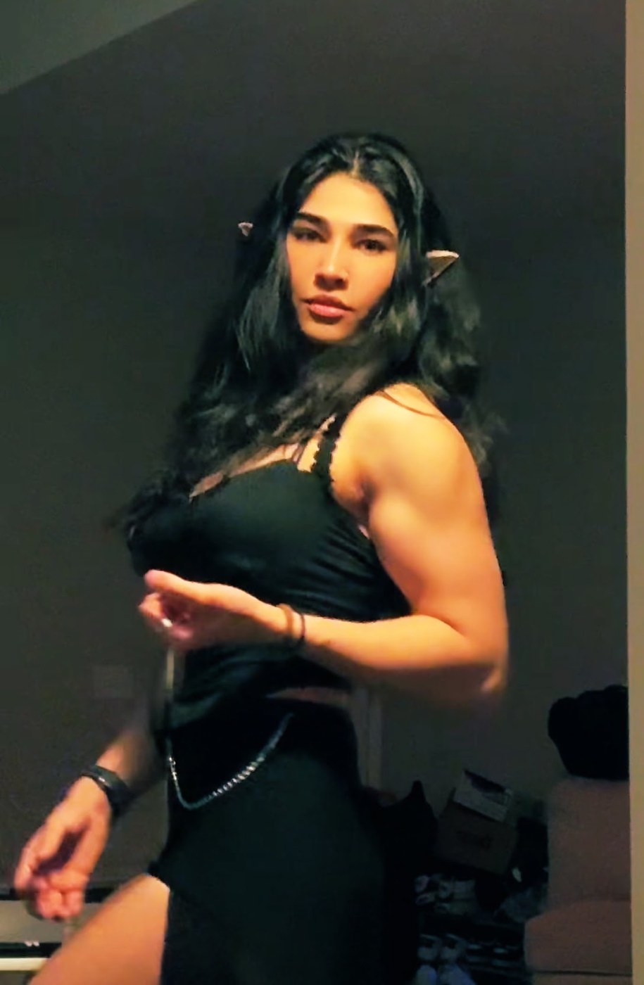 Naila Iqbal Photo #1