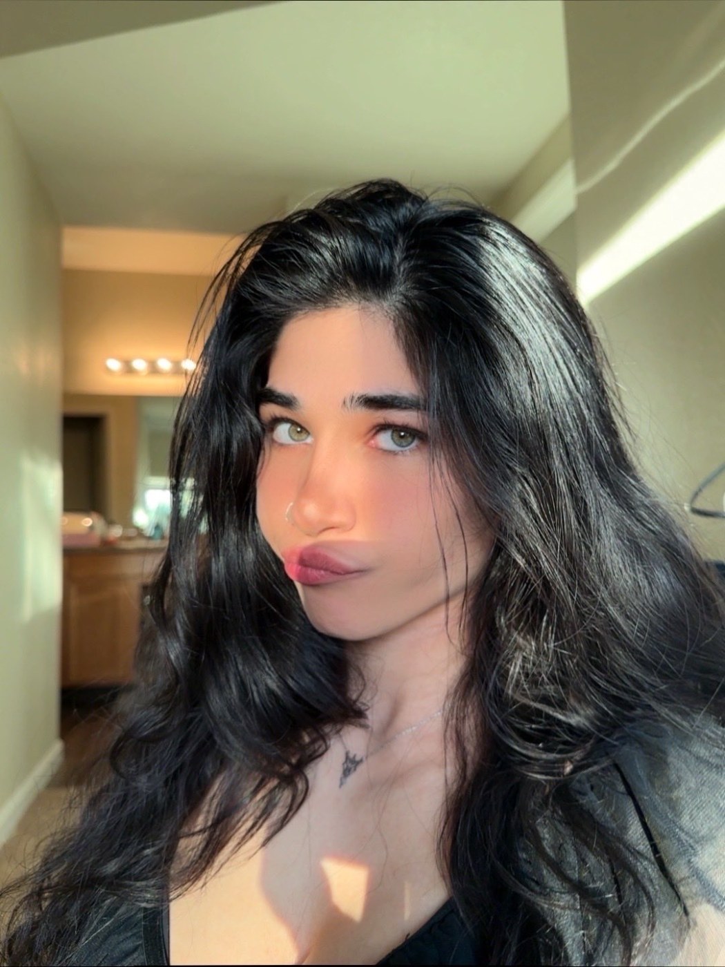 Naila Iqbal Photo #28