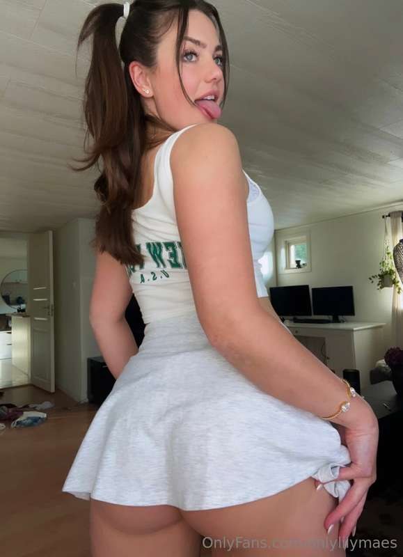 onlylilymaes Photo #30
