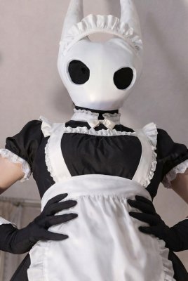Eva Gros Post #1