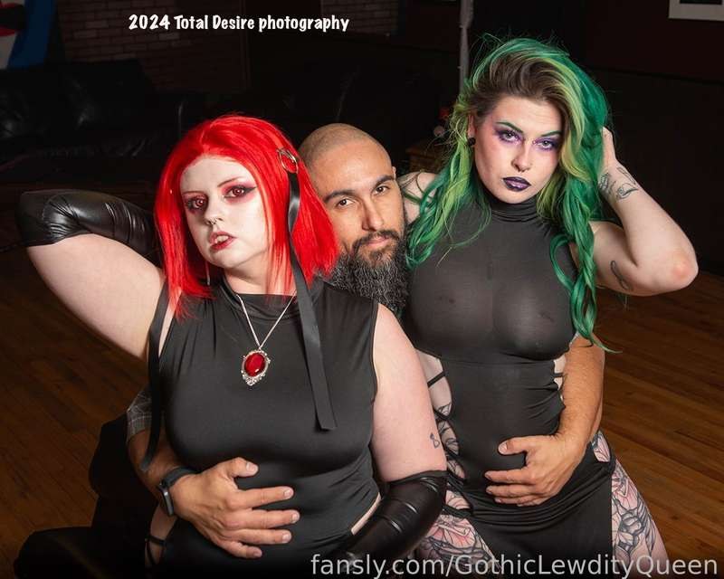 Gothiclewdityqueen Photo #42