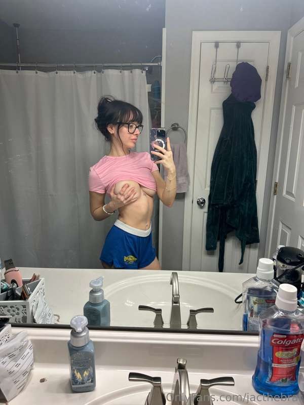 jacthebrat Photo #5